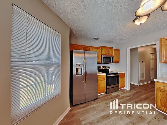 5th image of 2819 Elijah Dr