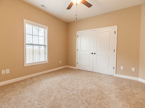 5th image of 4311 Regatta Dr