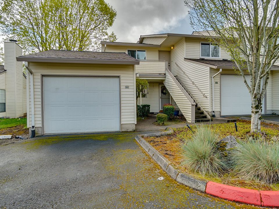 1st image of 514 SE 157th Ave Unit 23
