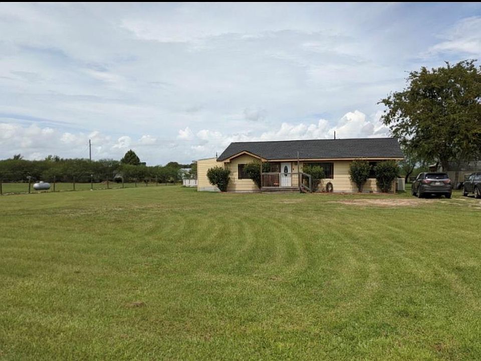 1st image of 2292 Green Meadows Dr
