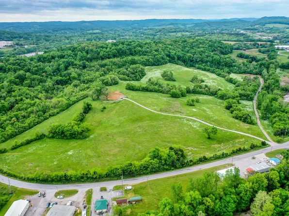 226 Jmz Dr, Gordonsville, TN 38563