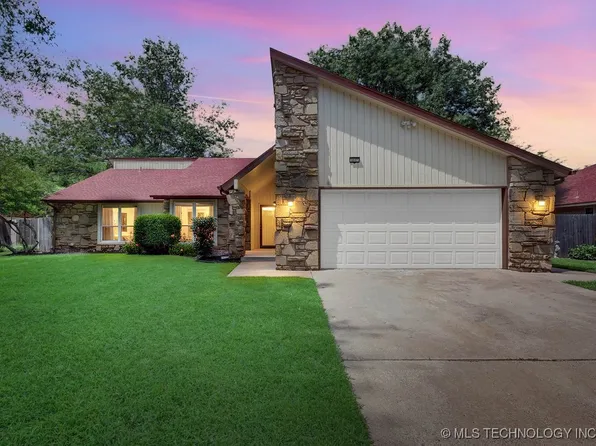 9907 E 118th St S, Bixby, OK 74008
