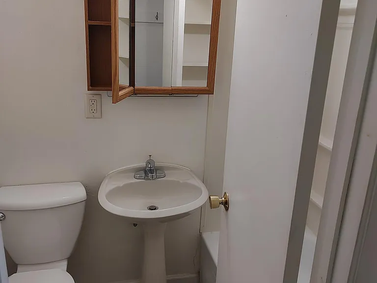 115 S Rum River Dr #21 — Photo 7