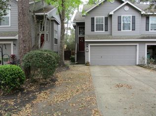 43 S Villa Oaks Dr, Spring, TX 77382