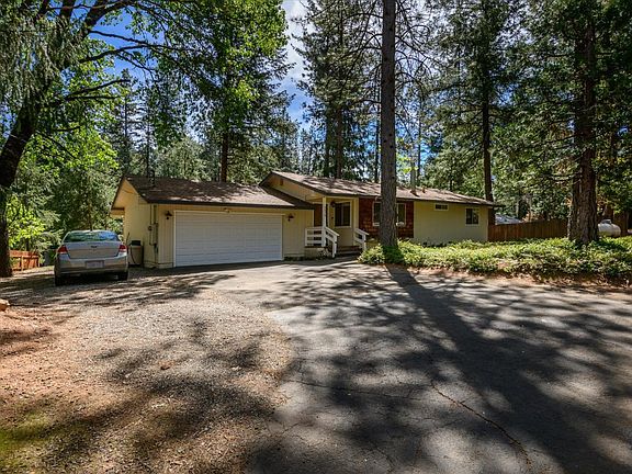 4th image of 5570 Daisy Cir