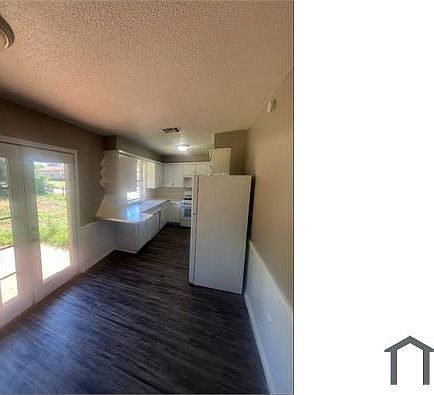 2nd image of 1700 SE 51st St