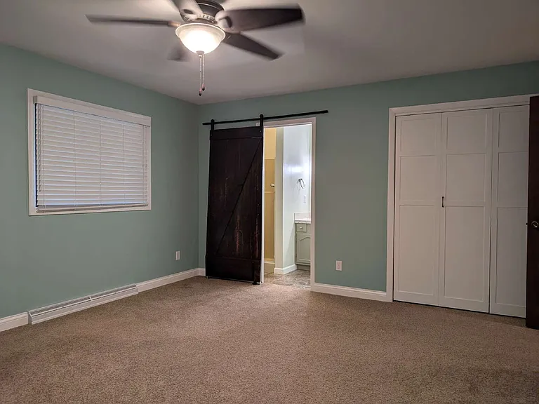 2408 S Gladys Ave — Photo 12