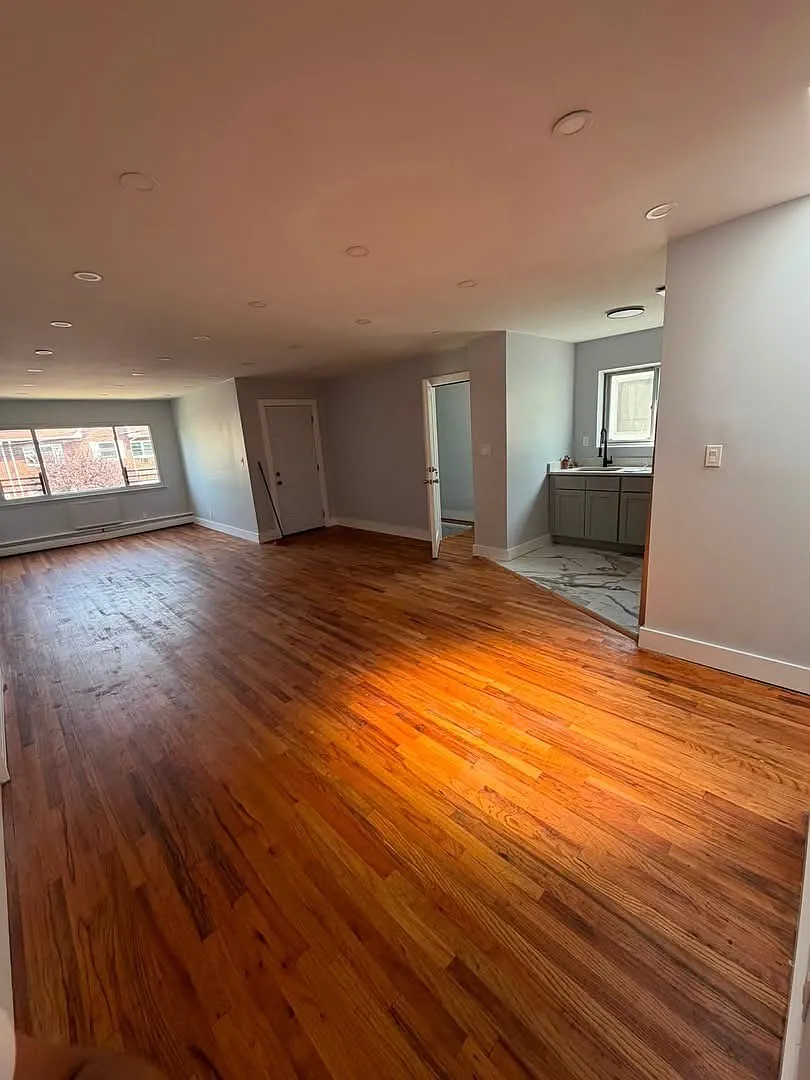 2 bed, 1.5 bath, 1200 sqft, $3,200 — Photo 1