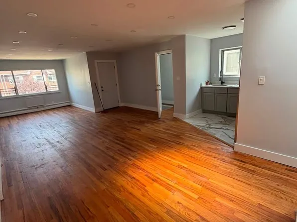 1800 Matthews Ave #1A, Bronx, NY 10462