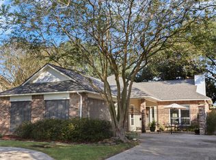 17715 Azalea Lakes Ave, Baton Rouge, LA 70817