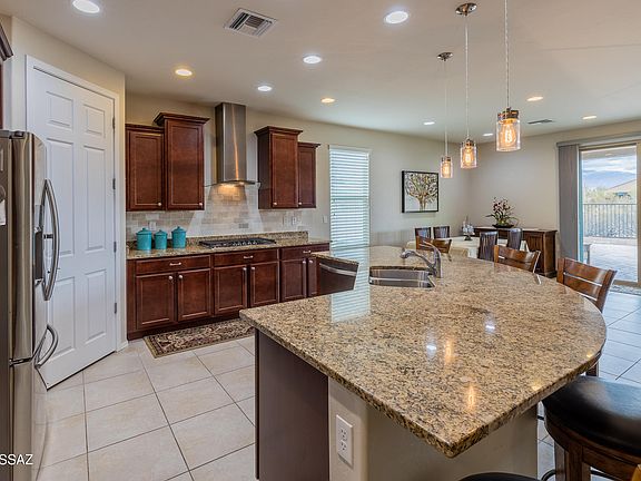 5th image of 14019 E Barouche Dr