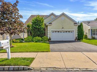 96 Prusakowski Blvd, Parlin, NJ 08859