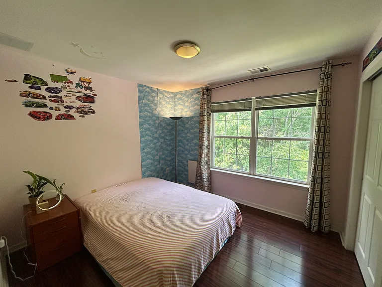 240 Kensington Dr — Photo 20