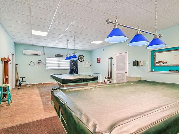 3rd image of 8 Glencoe Pl APT 107