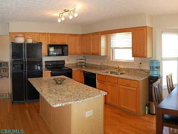 5th image of 7071 Sherbrook Dr