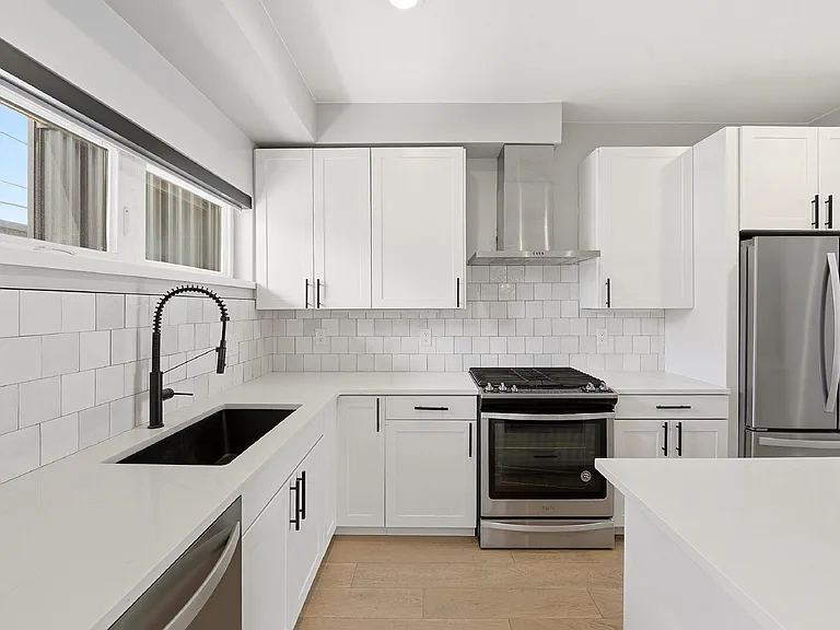 3564 W 16th Ave — Photo 8