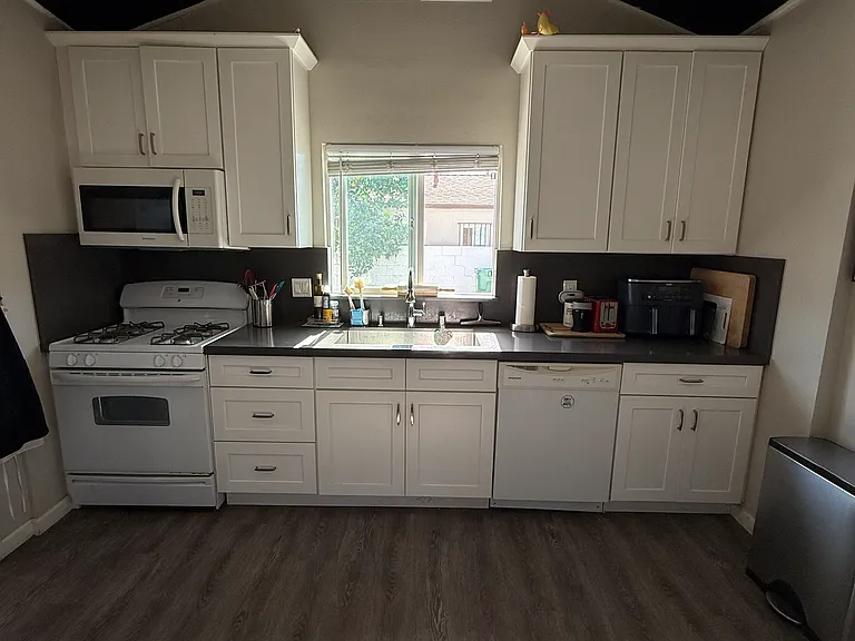 144 E Eldridge St — Photo 11