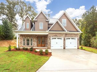12 Hidden Oaks Dr, Oxford, AL 36203