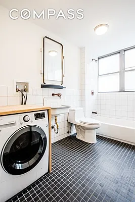 Rented by Compass | media 22