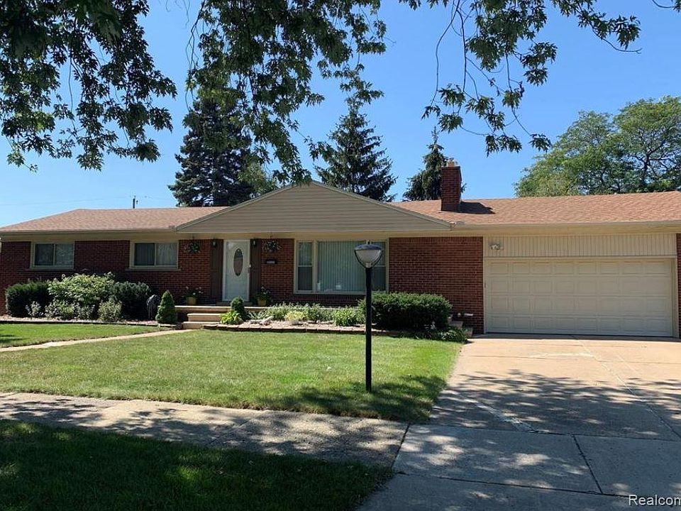 1st image of 10884 Andrews Ave