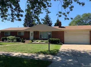 10884 Andrews Ave, Allen Park, MI 48101