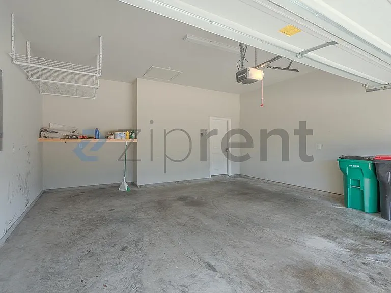 3543 Whitman Dr — Photo 35