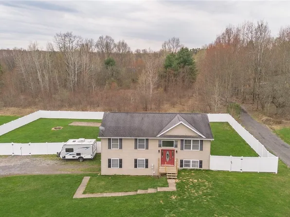 41 Milo Dr, West Monroe, NY 13167