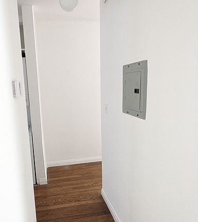 4th image of 1220 S Shenandoah St APT 4