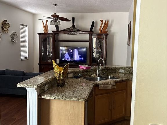 4th image of 5475 NW North Crisona Cir