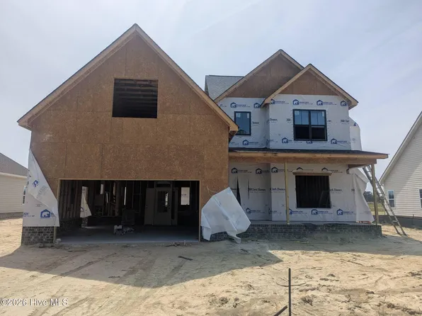 990 Hunter Grace Drive, Winterville, NC 28590