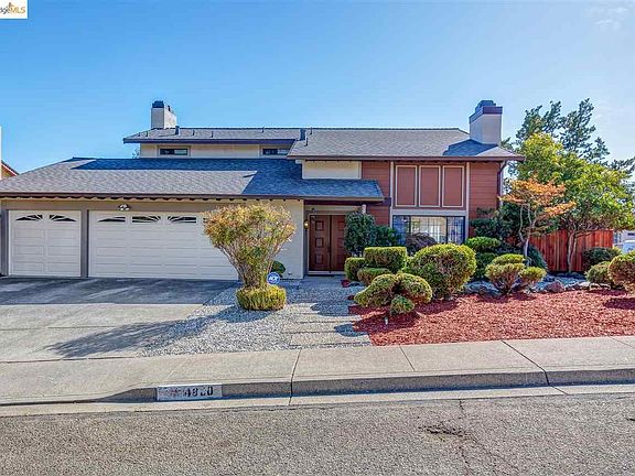 3rd image of 4800 Sky Hawk Dr