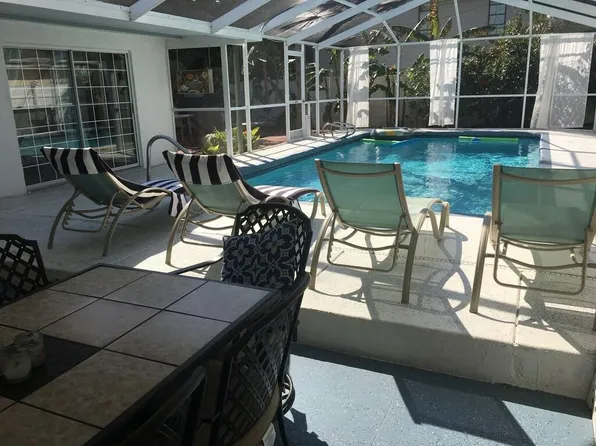 3408 E Debazan Ave, Saint Petersburg, FL 33706