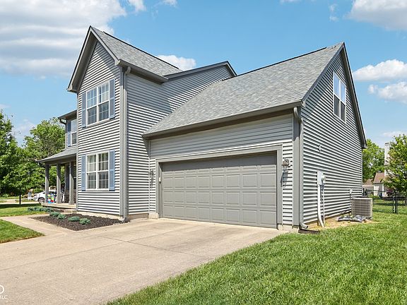 3rd image of 7993 Cobblesprings Dr