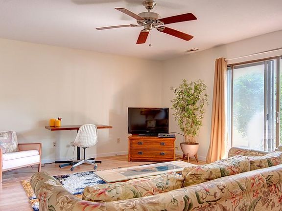 3rd image of 15 Thayer Pond Dr #2