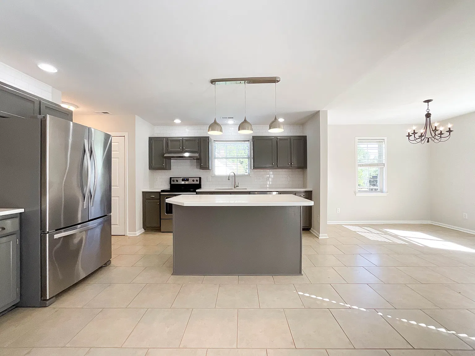 1037 Ridgefield Circle - 1 — Photo 3