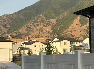 3342 S Pinyon Park Ln, Mapleton, UT 84664