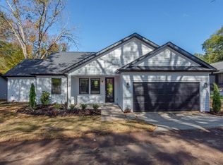 104 Cox St, Simpsonville, SC 29681