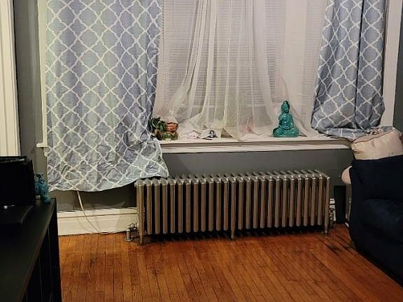 2nd image of 2835 N Rockwell St #2