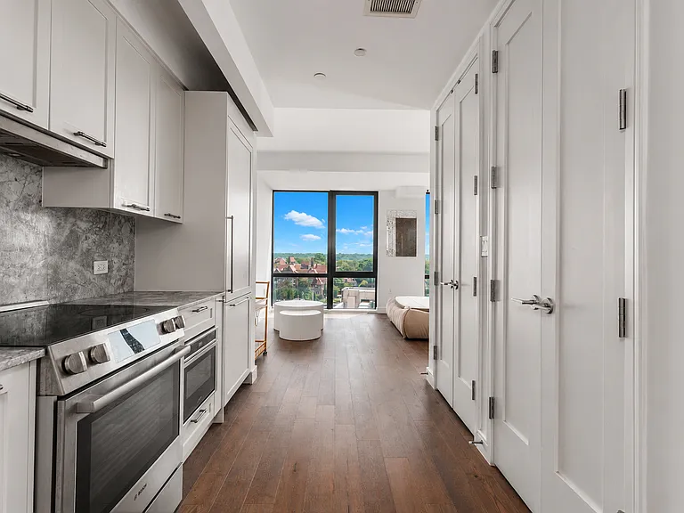 107-06 Queens Blvd #8F — Photo 3