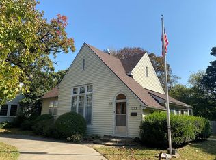 1222 N 2nd St, Independence, KS 67301