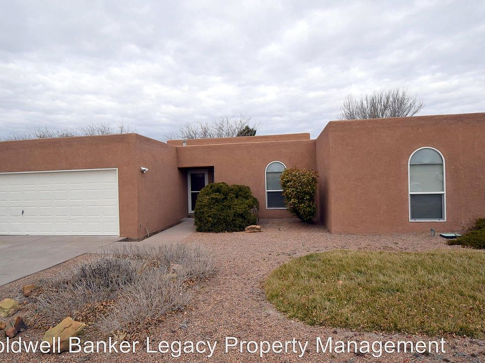 1st image of 1121 Monte Largo Dr NE