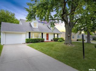 5606 N Arrow Dr, Peoria, IL
