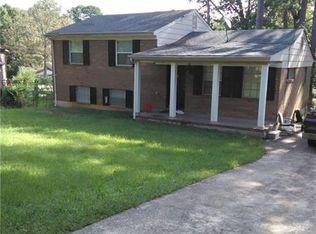 212 Scarsdale Dr, Riverdale, GA 30274