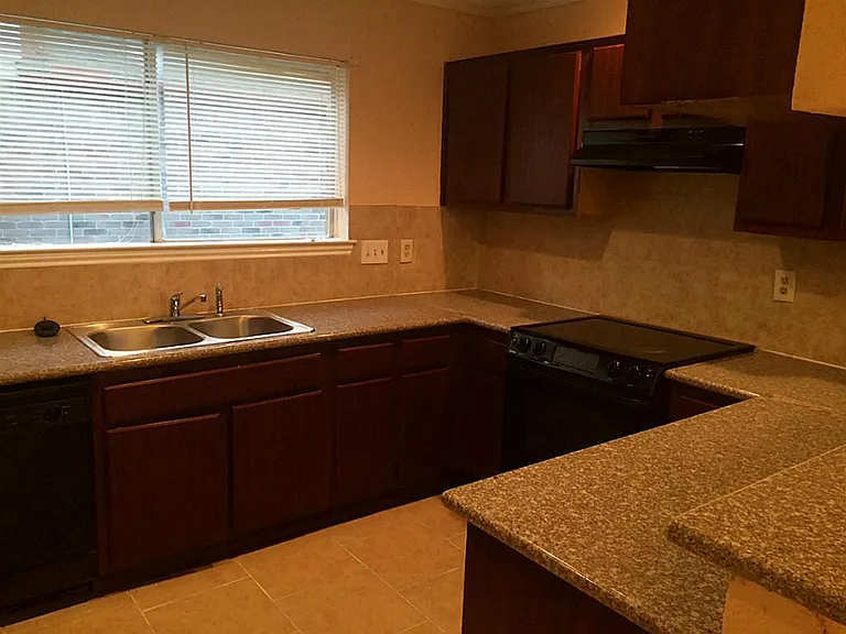 16826 Rippling Mill Dr — Photo 14