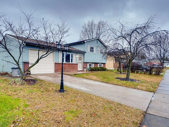 3rd image of 4679 Chanterwood Dr
