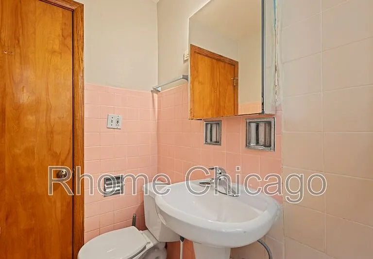 1816 Monroe St #1 — Photo 27