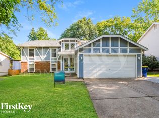 311 Windyoak Dr, Ballwin, MO 63021