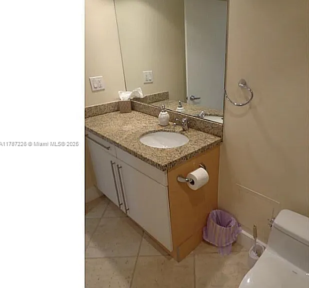 2301 Collins Ave #1221 — Photo 22