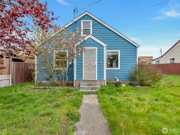 2916 Robin Avenue, Bremerton, WA 98310