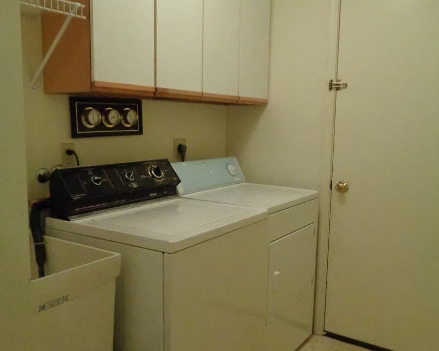 Landry room